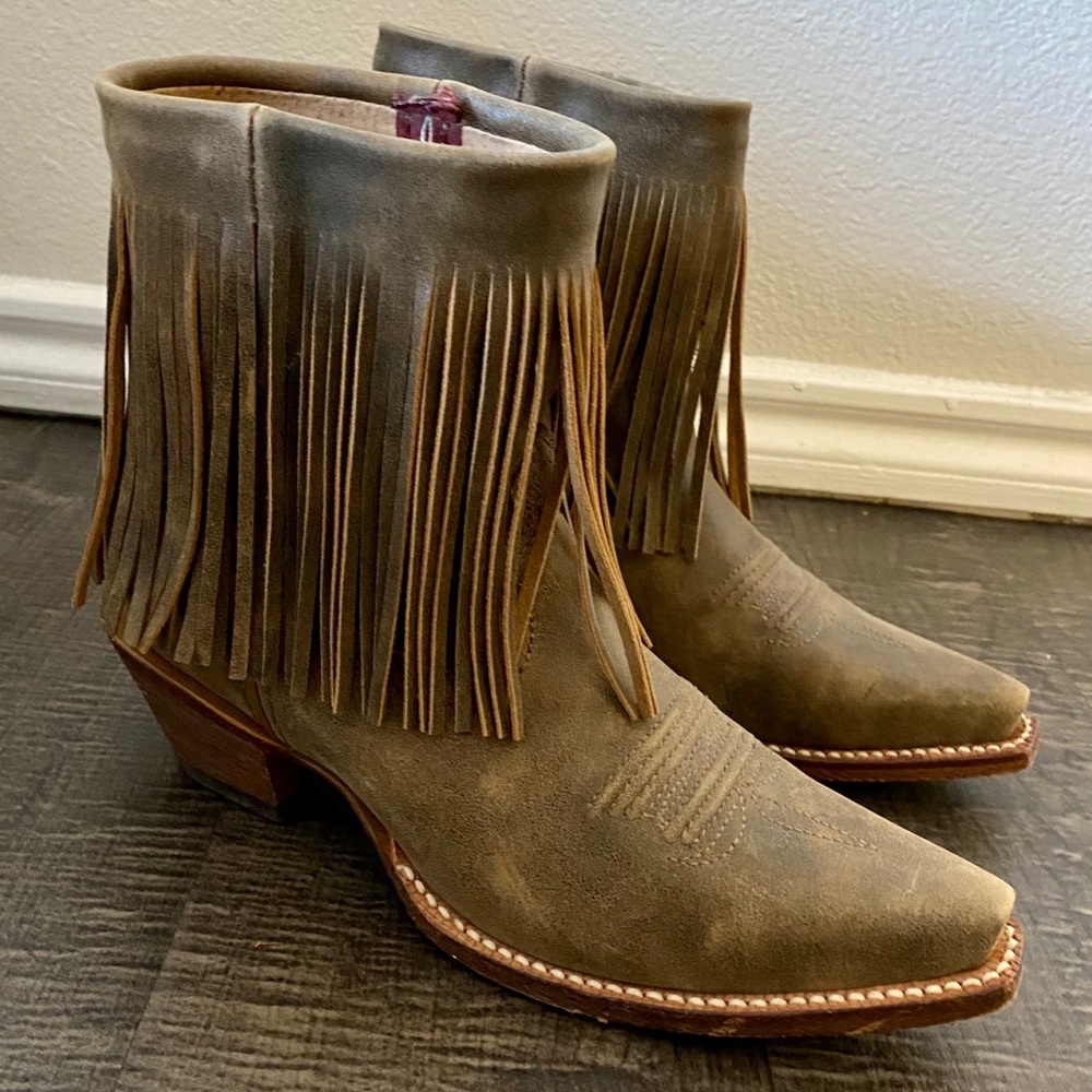 Twisted X Short Fringe Booties